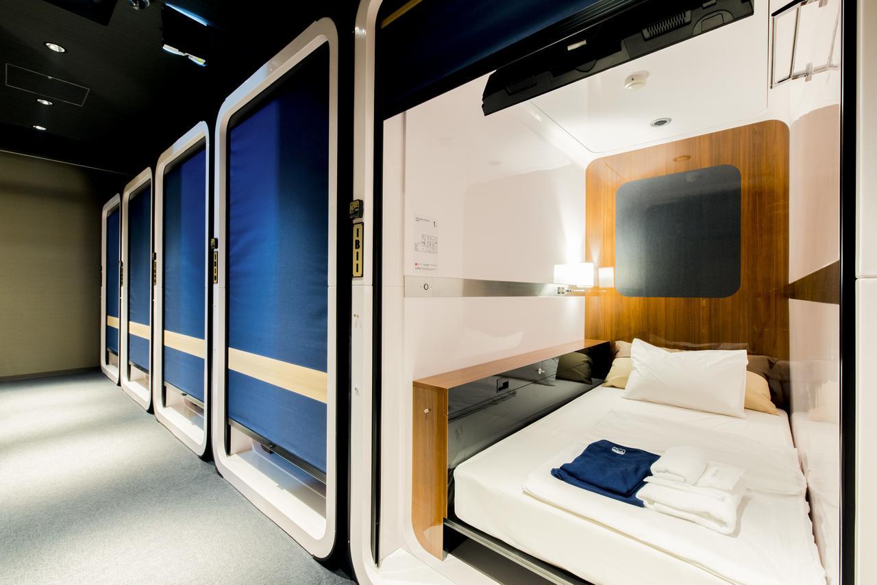 First Cabin Station Abenoso Hotell Ōsaka Eksteriør bilde