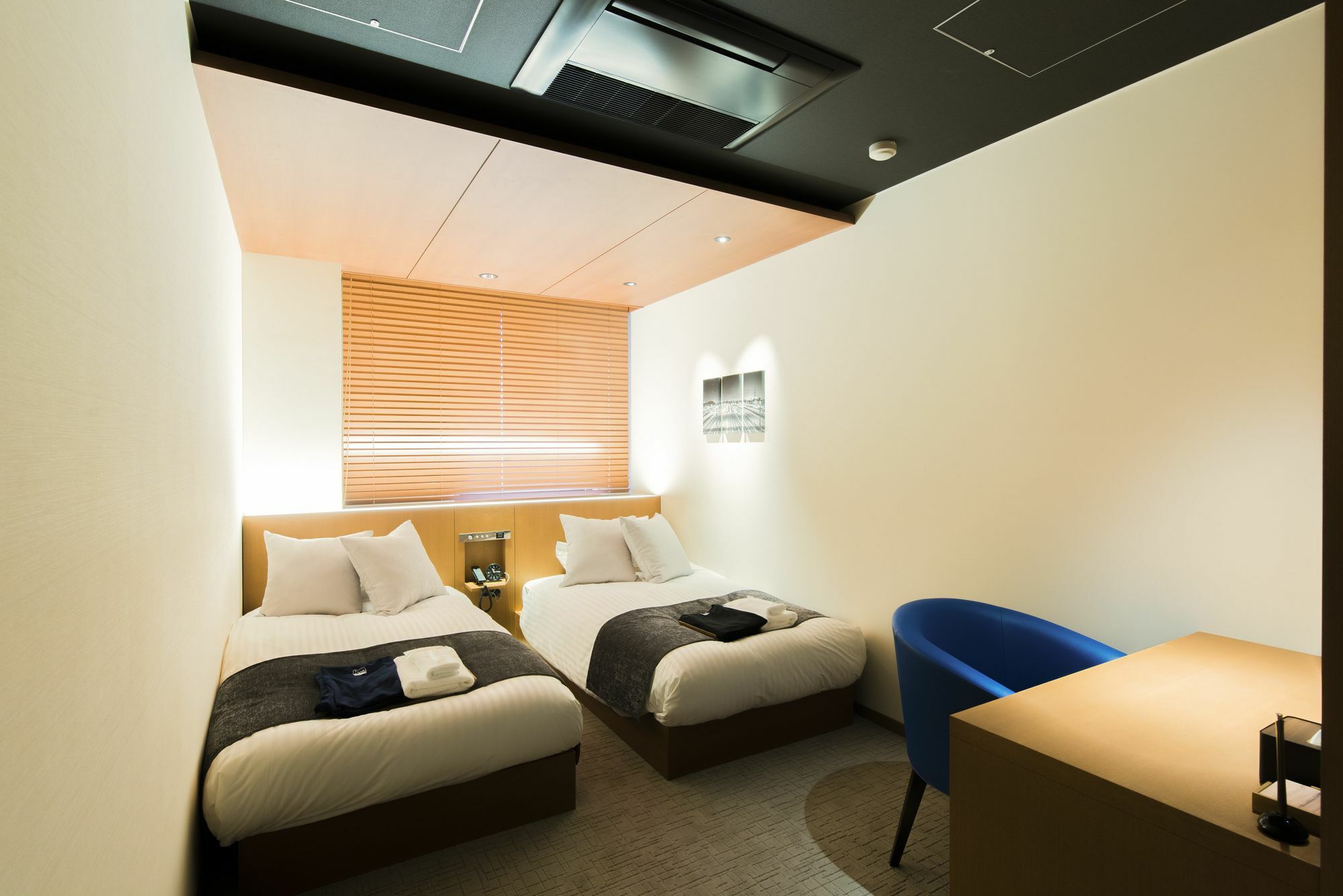 First Cabin Station Abenoso Hotell Ōsaka Eksteriør bilde